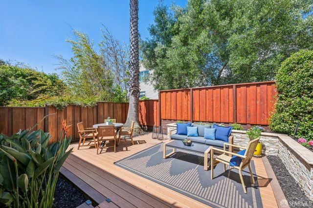 662 Prentiss Street, San Francisco, CA 94110