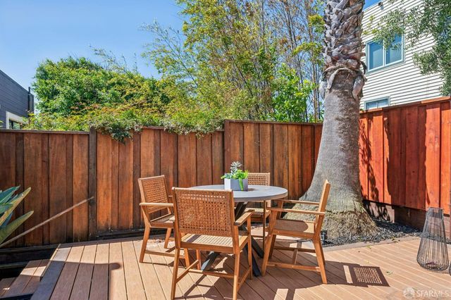 662 Prentiss Street, San Francisco, CA 94110