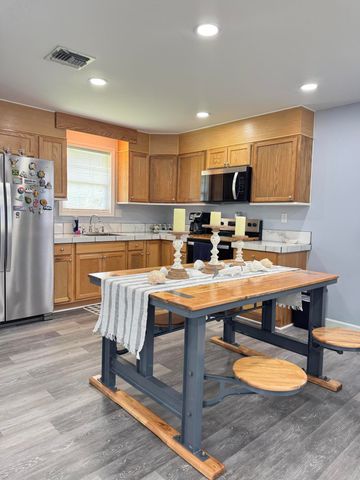 1609 Hudson Road, Summerton, SC 29148