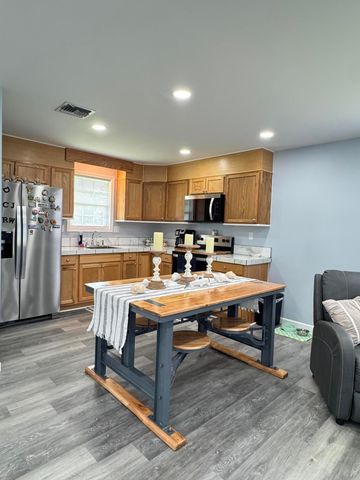 1609 Hudson Road, Summerton, SC 29148