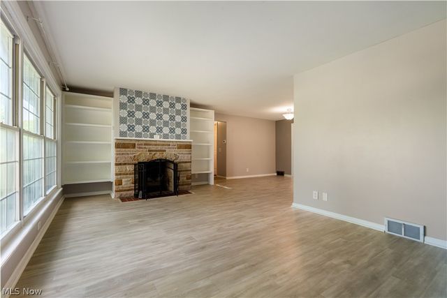 500 N Marion Avenue, Louisville, OH 44641