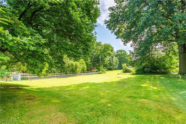 500 N Marion Avenue, Louisville, OH 44641