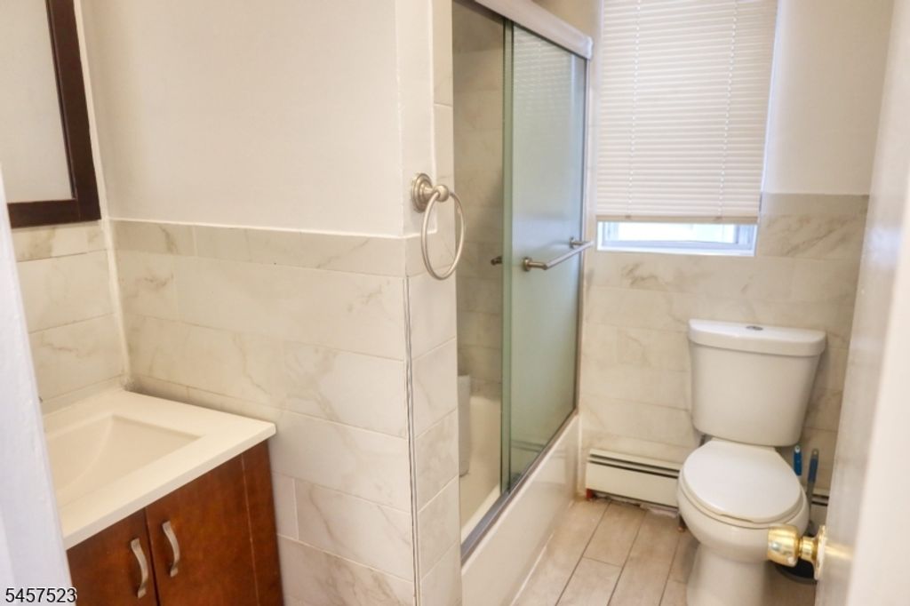 9 Emerson Pl, Newark City, NJ 07114 — photo 4
