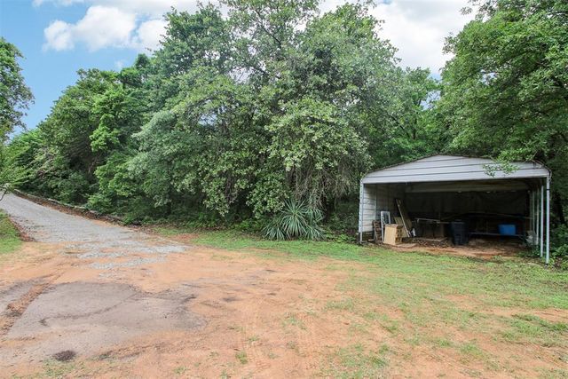 12900 Raymond King Drive, Moore, OK 73165