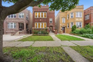 4836 W Barry Avenue, Chicago, IL 60641