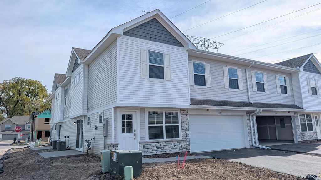 3074 Basswood Street, Little Canada, MN 55117 — photo 2