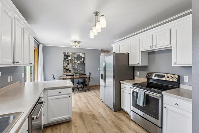153 Kellie Marie Court, Reedsburg, WI 53959