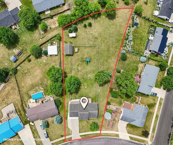 153 Kellie Marie Court, Reedsburg, WI 53959