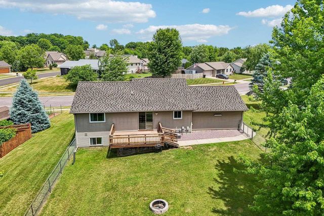 153 Kellie Marie Court, Reedsburg, WI 53959