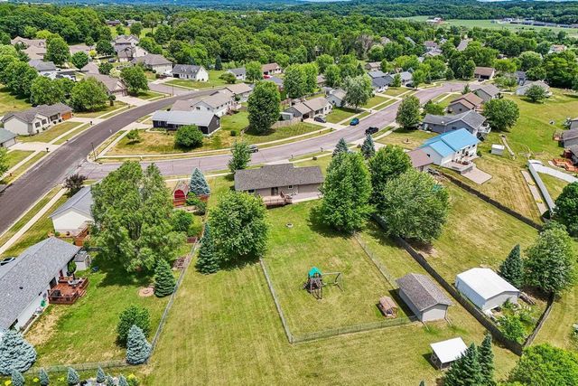 153 Kellie Marie Court, Reedsburg, WI 53959