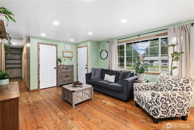 5632 Verna Street SE, Olympia, WA 98513