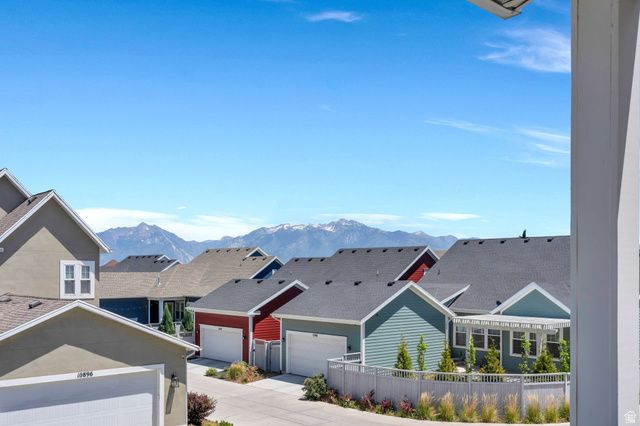 10937 S LAKE RUN RD, South Jordan, UT 84009