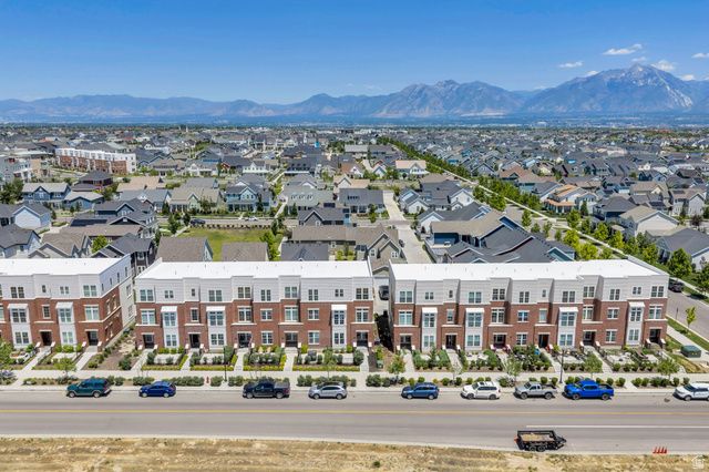 10937 S LAKE RUN RD, South Jordan, UT 84009