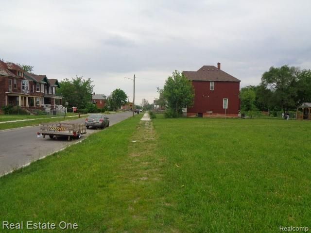8415 Brush Street, Detroit, MI 48202