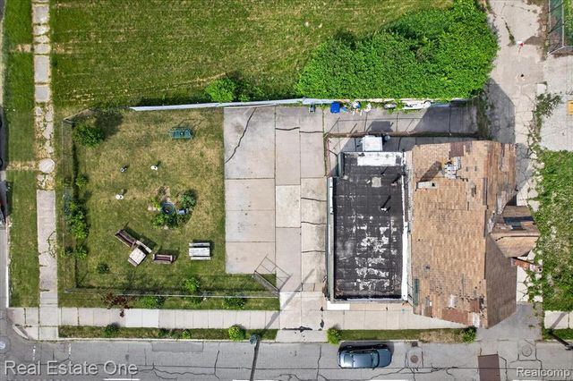 8415 Brush Street, Detroit, MI 48202