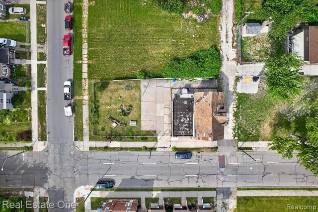 8415 Brush Street, Detroit, MI 48202