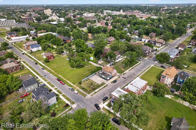 8415 Brush Street, Detroit, MI 48202