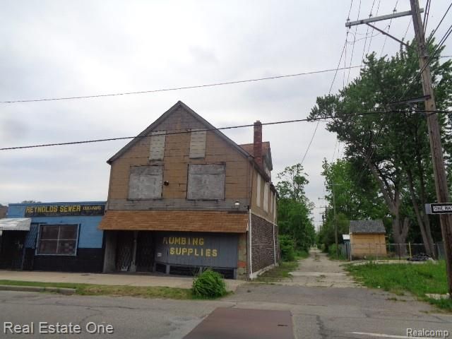 8415 Brush Street, Detroit, MI 48202