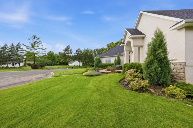 1040 Bayside Lane, Mound, MN 55364