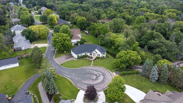 1040 Bayside Lane, Mound, MN 55364