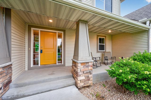 20685 Frost Court, Lakeville, MN 55044