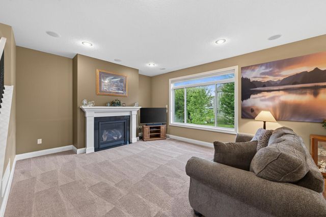 20685 Frost Court, Lakeville, MN 55044