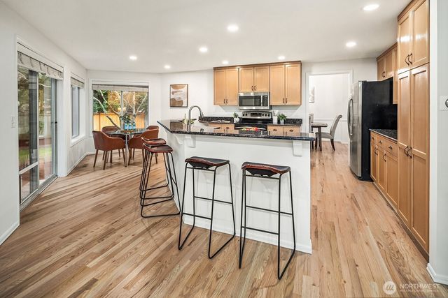 26224 SE 40th Street, Sammamish, WA 98029