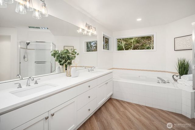 26224 SE 40th Street, Sammamish, WA 98029