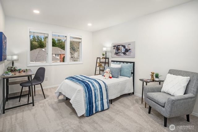 26224 SE 40th Street, Sammamish, WA 98029