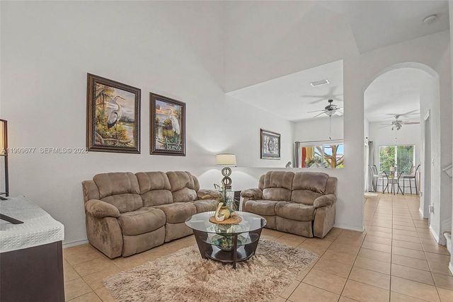 2020 SE 23rd Ave, Homestead, FL 33035