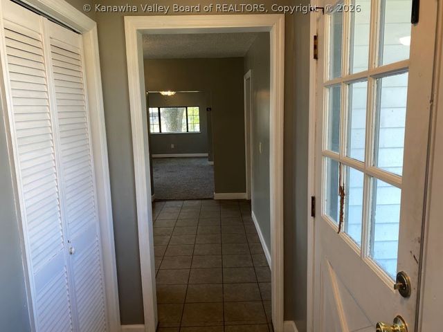 120 Pennsylvania Ave N, St Albans, WV 25177