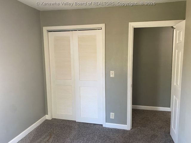 120 Pennsylvania Ave N, St Albans, WV 25177