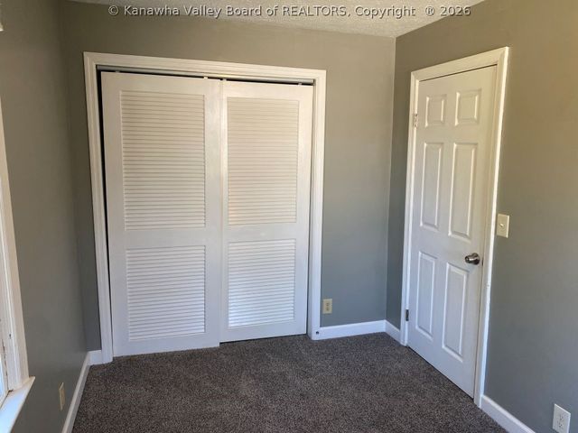 120 Pennsylvania Ave N, St Albans, WV 25177