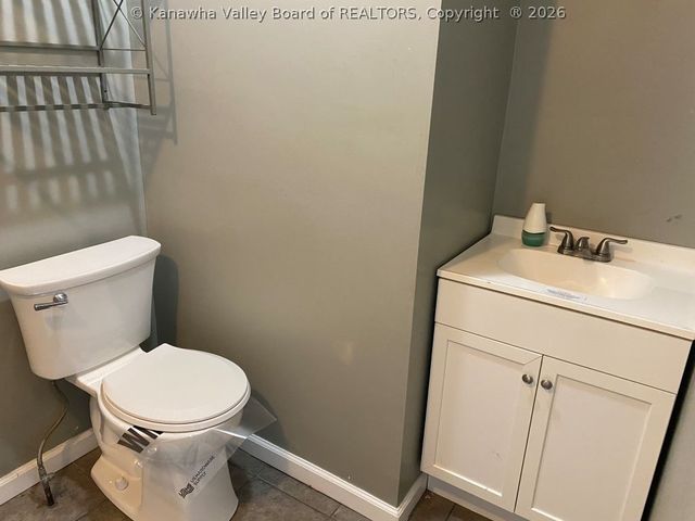 120 Pennsylvania Ave N, St Albans, WV 25177