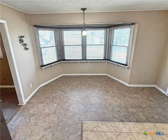 1001 E Main Street, Little River Academy, TX 76554