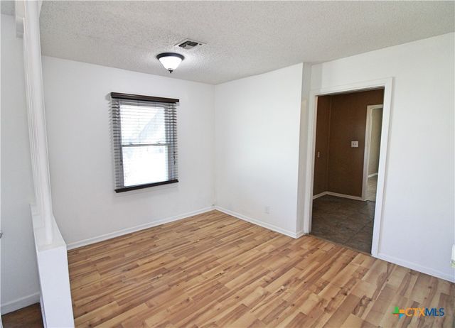 1001 E Main Street, Little River Academy, TX 76554