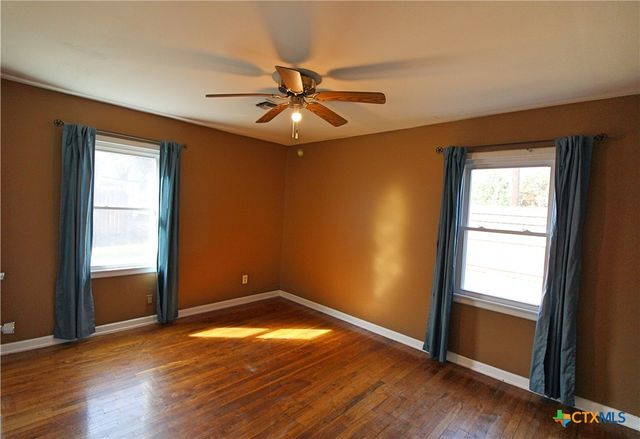 1001 E Main Street, Little River Academy, TX 76554