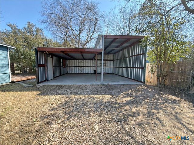 1001 E Main Street, Little River Academy, TX 76554