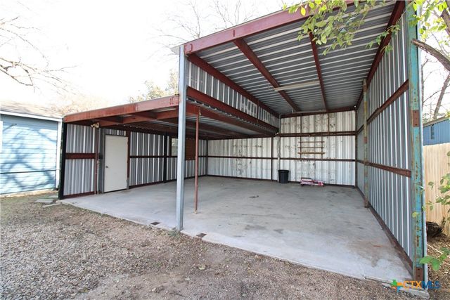 1001 E Main Street, Little River Academy, TX 76554