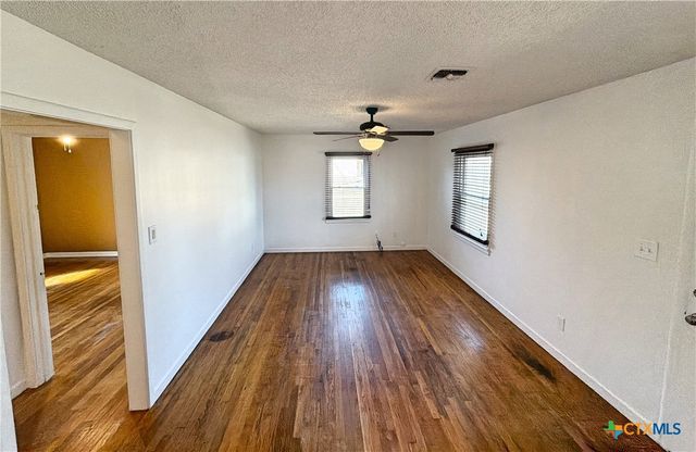 1001 E Main Street, Little River Academy, TX 76554