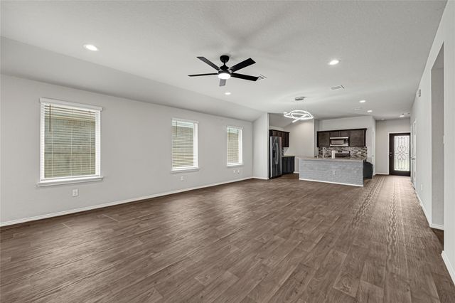 20855 Olive Leaf Street, New Caney, TX 77357