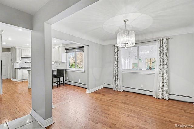 26031 Hidden Lane, Grosse Ile, MI 48138