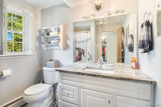 26031 Hidden Lane, Grosse Ile, MI 48138
