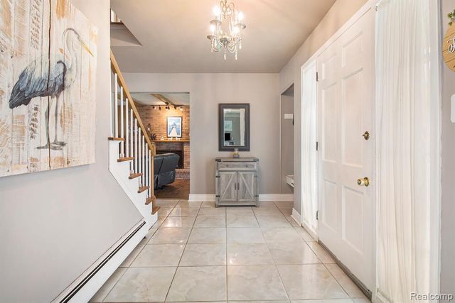 26031 Hidden Lane, Grosse Ile, MI 48138