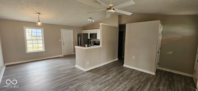 5334 Straw Hat Court, Indianapolis, IN 46237