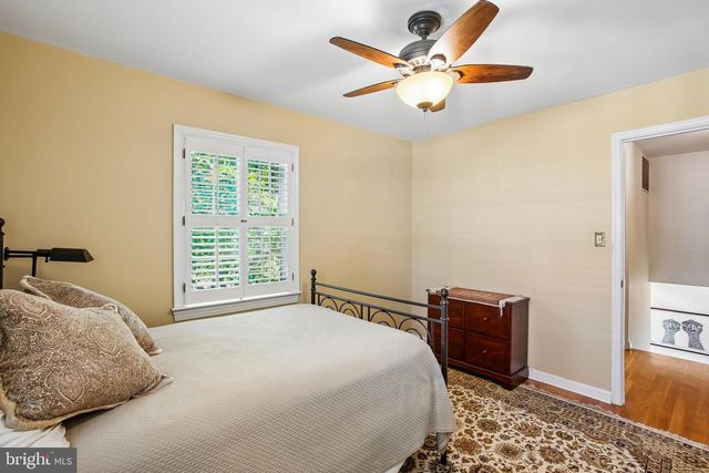 8506 HITCHING POST LN, Alexandria, VA 22308