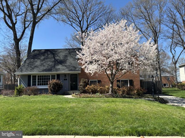 8506 HITCHING POST LN, Alexandria, VA 22308