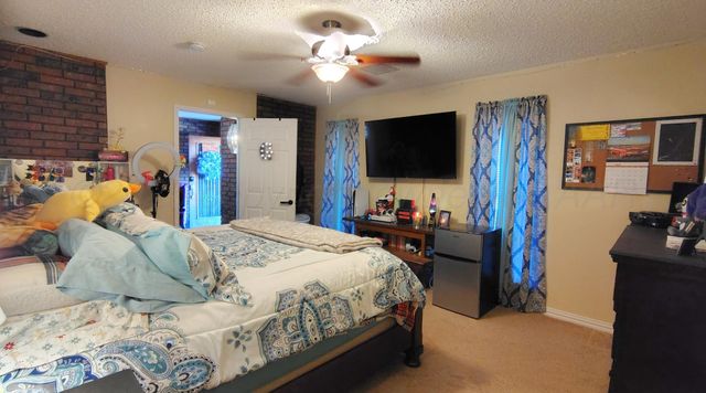 406 Bradley Lane, Dumas, TX 79029