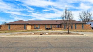 406 Bradley Lane, Dumas, TX 79029