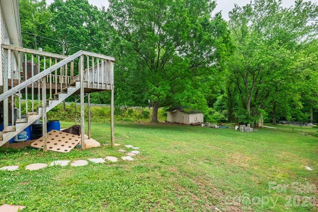 501 Old Farm Road, Statesville, NC 28625